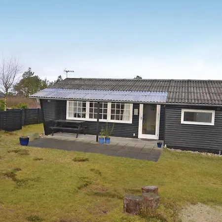 Three-bedroom Fjerritslev With A Fireplace 07 *